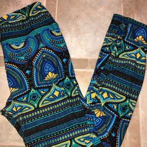 One size LuLaRoe leggings